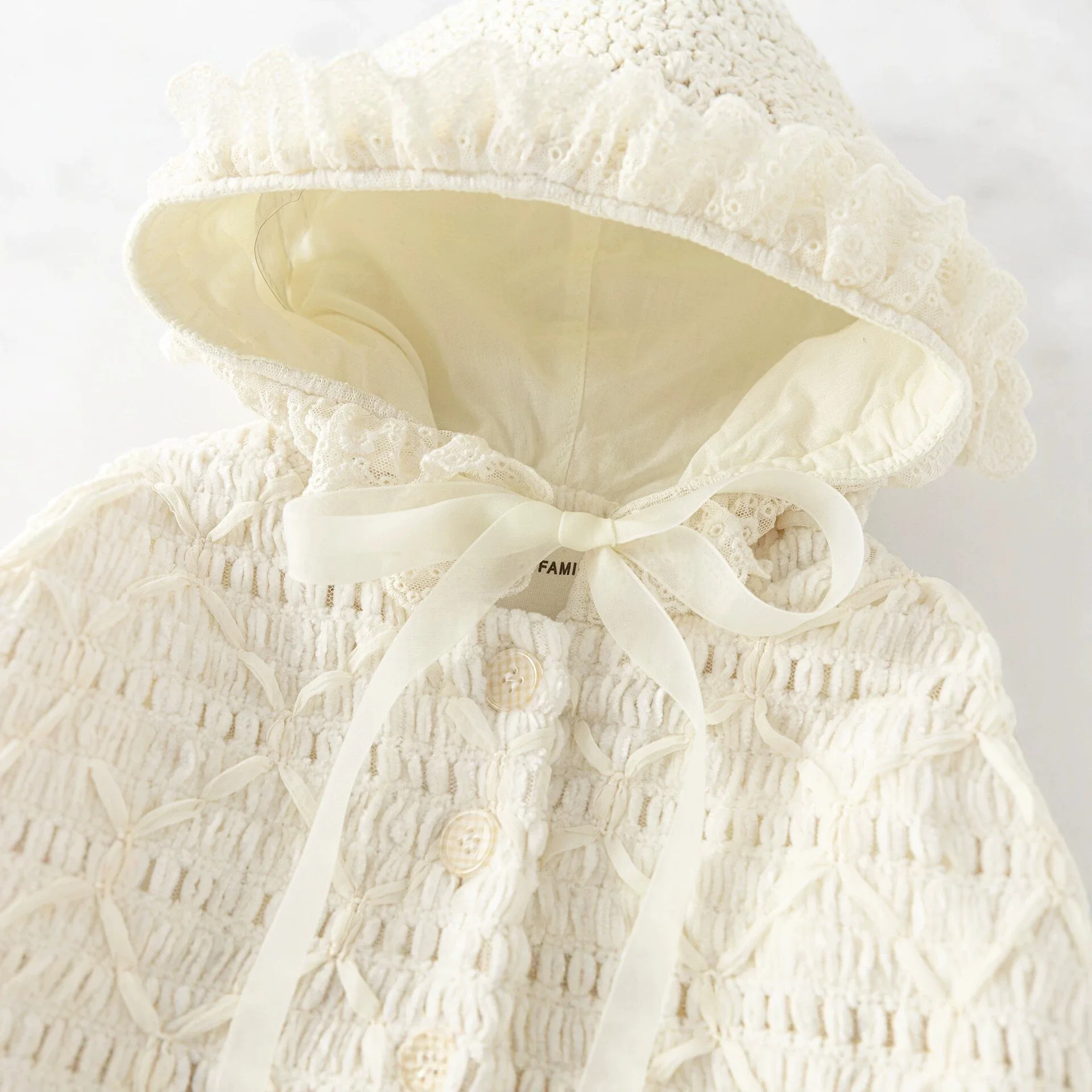 Girls Outerwear Autumn 2026 New Item Girls Treasure Long Sleeved Top Childrens Spring and Autumn Clothes Lace