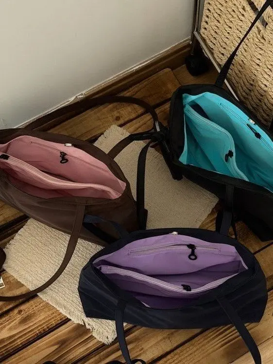 Summer 2026 Casual Nylon  Tote Bag Lightweight Large Capacity Shoulder Handheld Commuter Bag Soft Handle Hobo Style