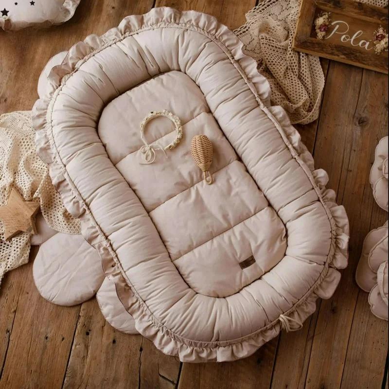 lit-nid-multifonctionnel-pour-bebes-berceau-pour-nouveau-nes-parc-de-jeu-de-voyage-matelas-parc-de-jeu-pour-enfants-et-tout-petits-photographie