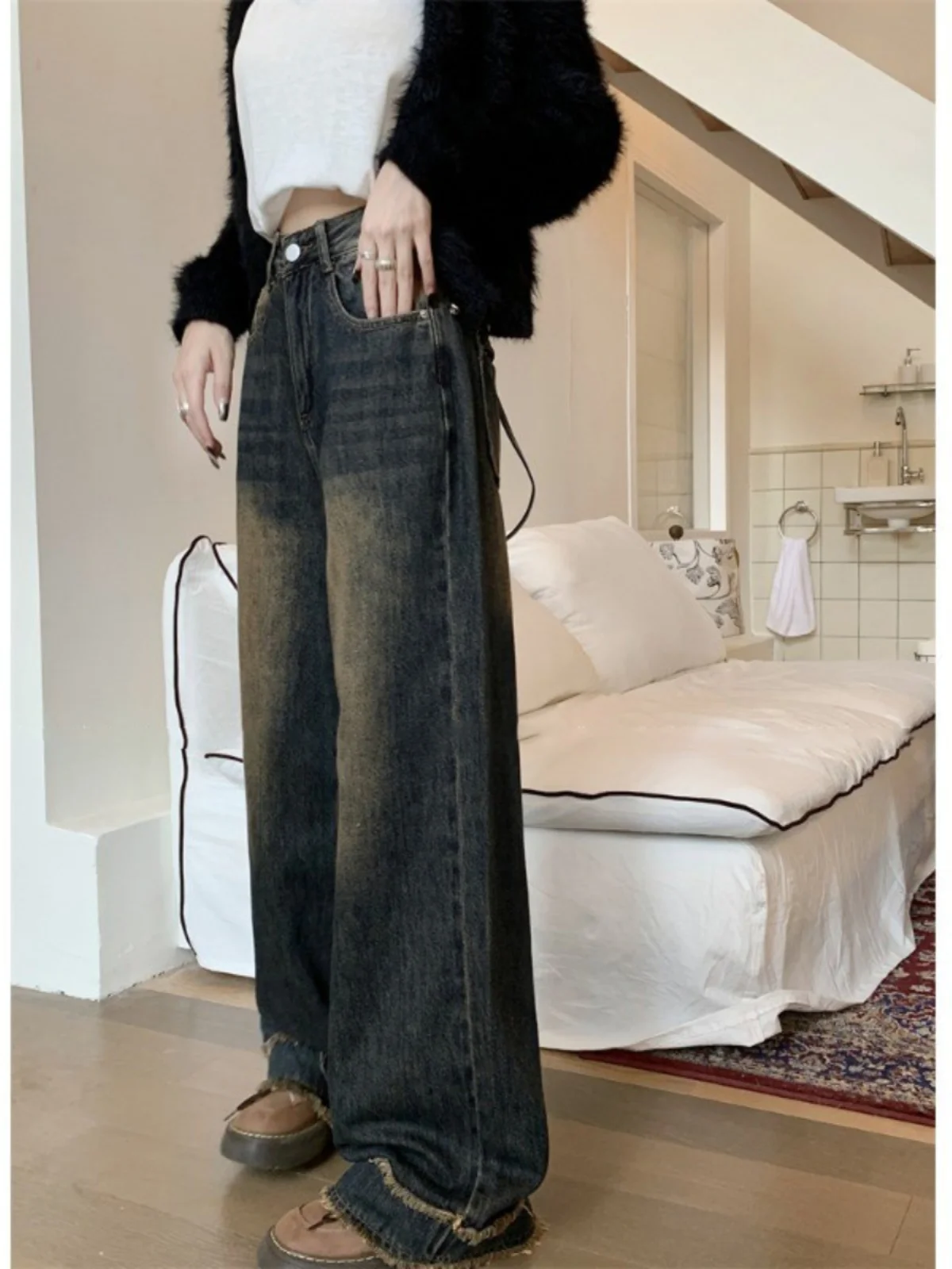 

High Waist Slimming Frayed Hem Denim Jeans Women plus Size Loose Hong Kong Sle Vintage Wide Leg Pants Autumn Blue