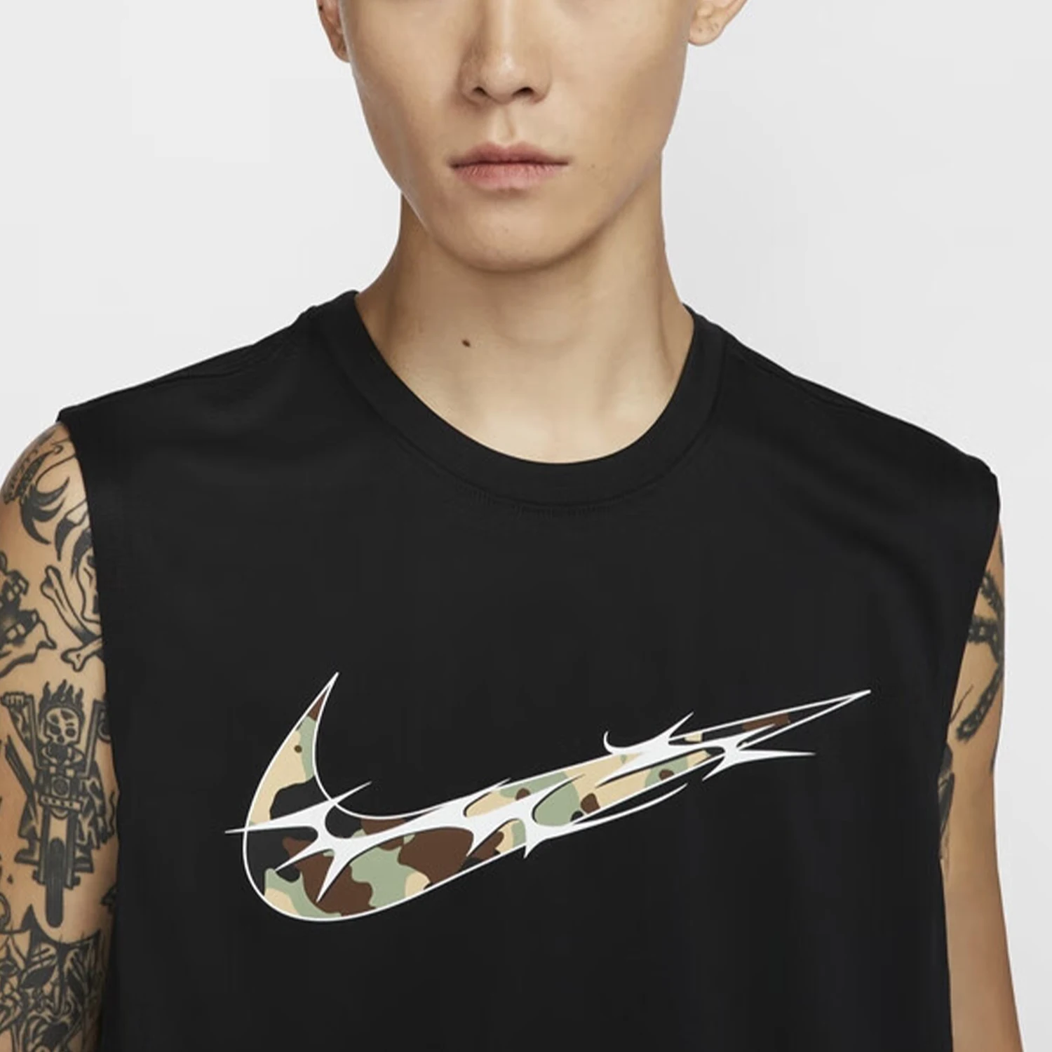 سترة Nike الرسمية الأصلية الجديدة للرجال للتدريب على كرة السلة قابلة للتنفس HM4463-010