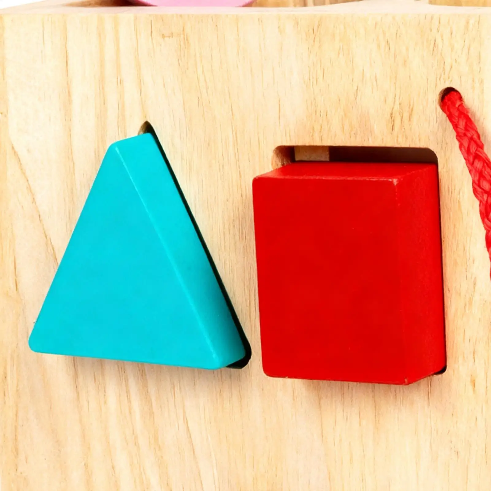 

Сортировщик форм для детей, деревянная обучающая игра-сортировка с 17 отверстиями, игра на совпадение форм для детей, мальчиков и девочек, дошкольный детский сад