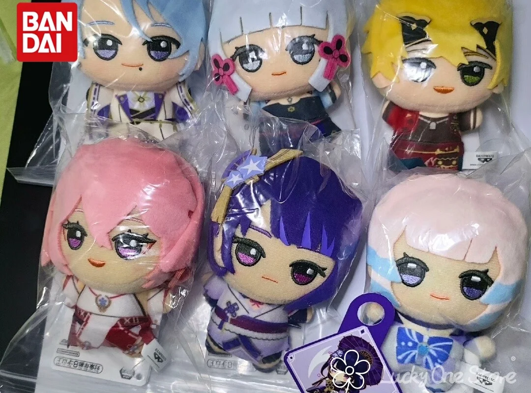 Bandai BANPRESTO Genshin Impact Xiaogu Numi 3a Edição Pingente de Pelúcia Elástica Brinquedo Colecionável de Pelúcia Macia para Fãs