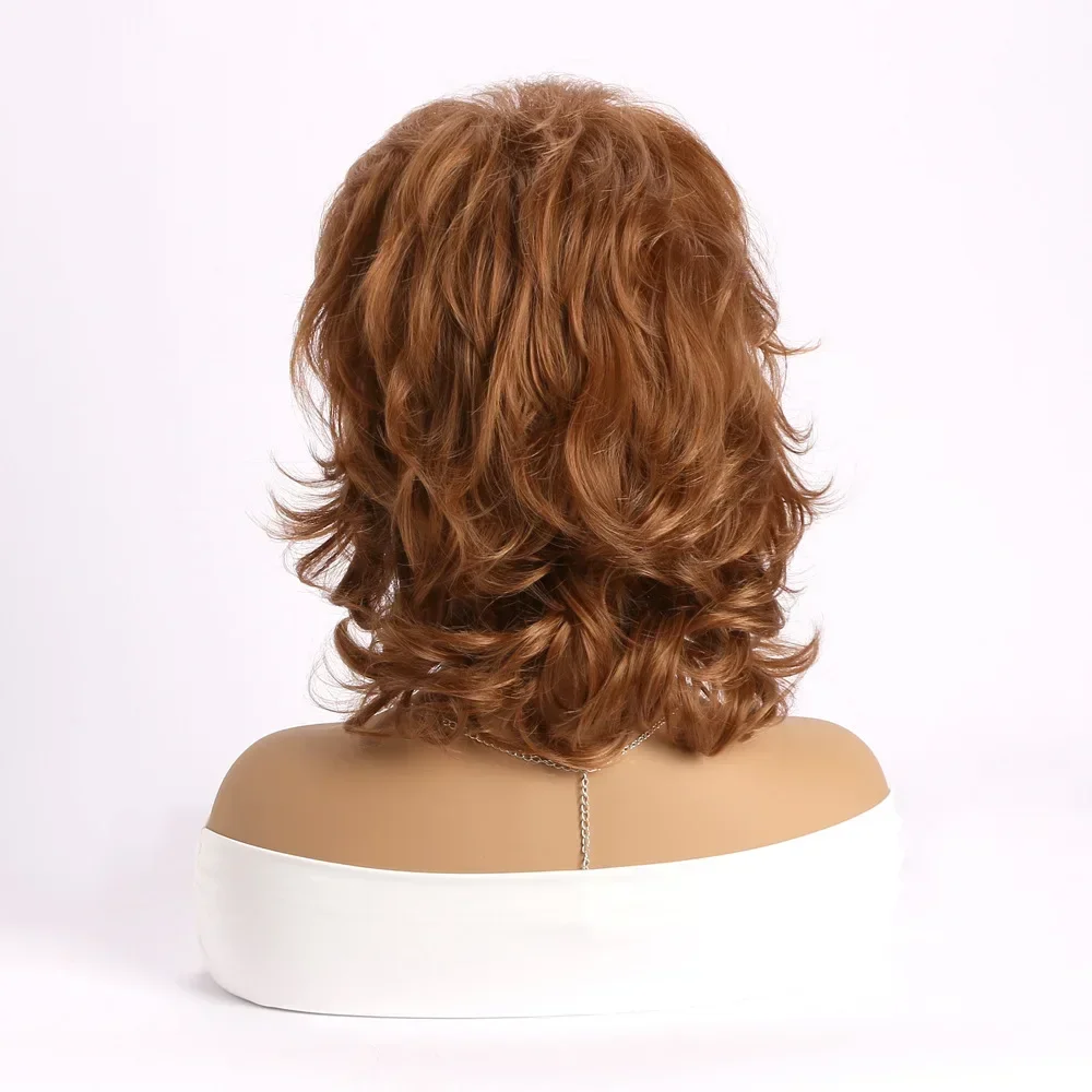 Short Light Brown Wigs Synthetic Pixie Cut Straight Wave Hair With Bangs For Women High Temperature Mommy Daily Wear Wigs