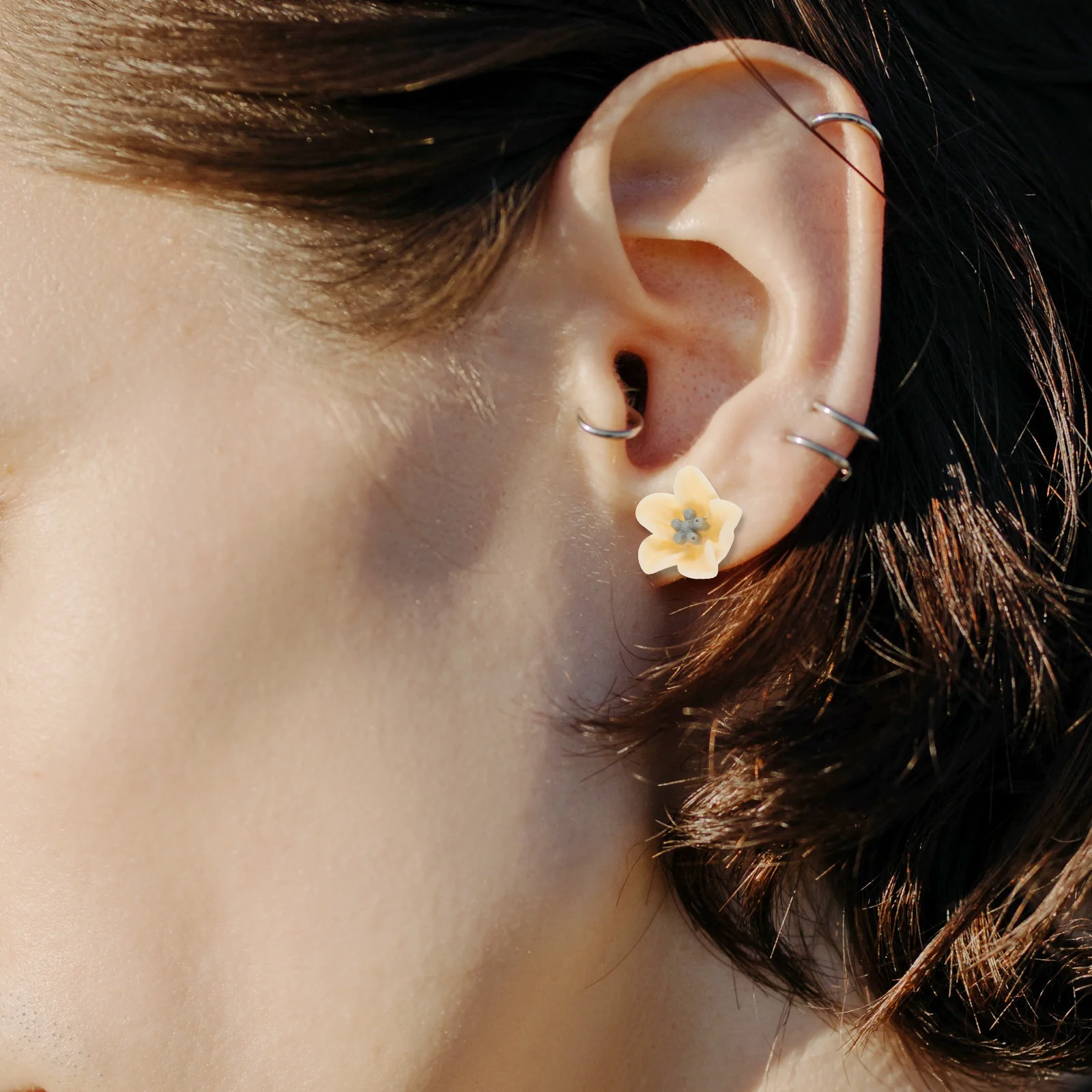 200 個樹脂フラワーチャームユニークな繊細なデザイン Diy 電話ケース装飾手作りクラフトアクセサリー小さな花