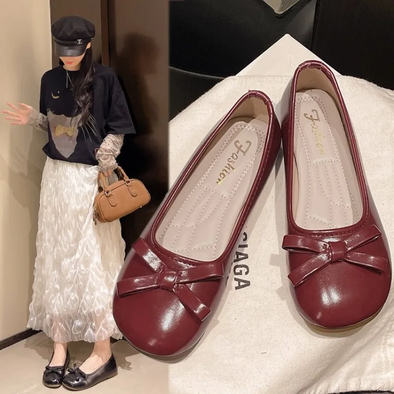 sapatilhas-femininas-de-couro-envernizado-sapatos-finos-casuais-sola-macia-deslizamento-em-mocassins-doce-dedo-do-pe-redondo-arco-bombas-meninas-bonito-lolita-sapatos