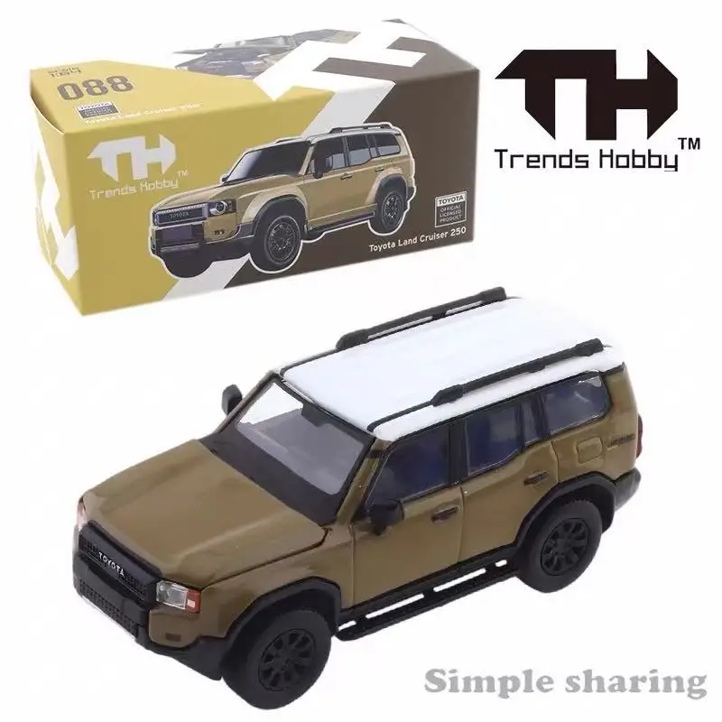 

Коллекционная модель автомобиля Trends Hobby 1/64: Porsche 911 GT3R-DTM 2024 Champion (Toyota Cruiser, Cayenne) из сплава