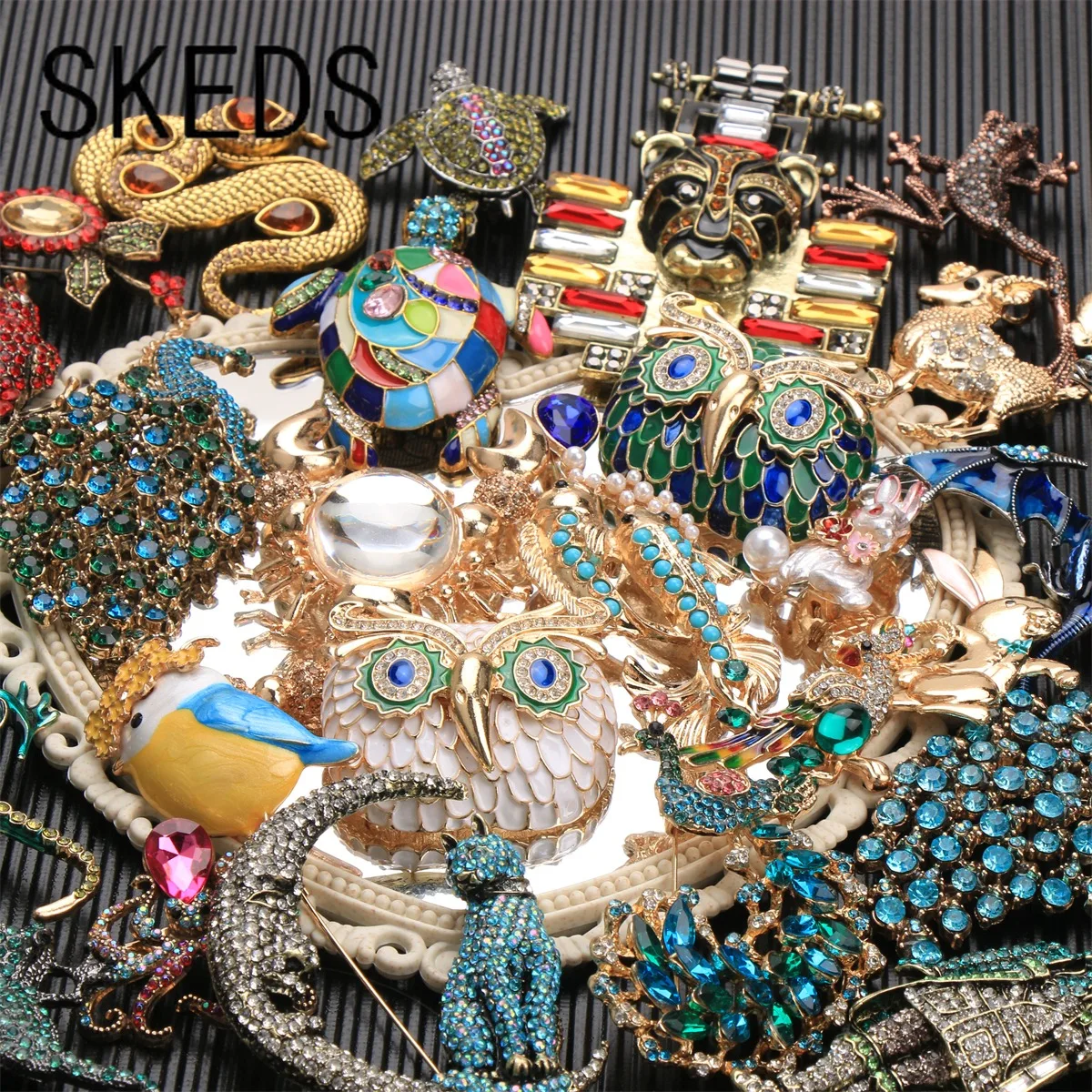 SKEDS Vintage Eulen-Broschen Luxus-Designer-Schmuck für Frauen Tier-Pfauen-Korsage Vollkristall-Anstecknadeln Große Brosche