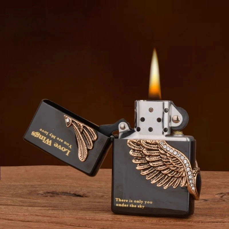 Chief Windproof Angel Wings Kerosiene Lighter Men's Personalized Retro Creative Brass Cigarette Lighter Holiday Gift Wholesale