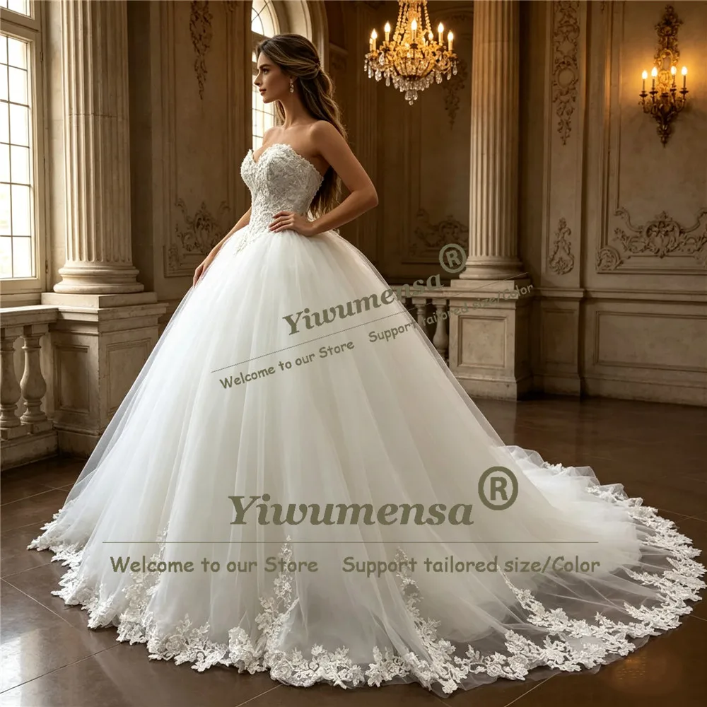Charming Ball Gown Wedding Dresses For Bride Handmade Strapless Lace-Up Back Appliques Bridal Gowns Customized Robe De Mariee