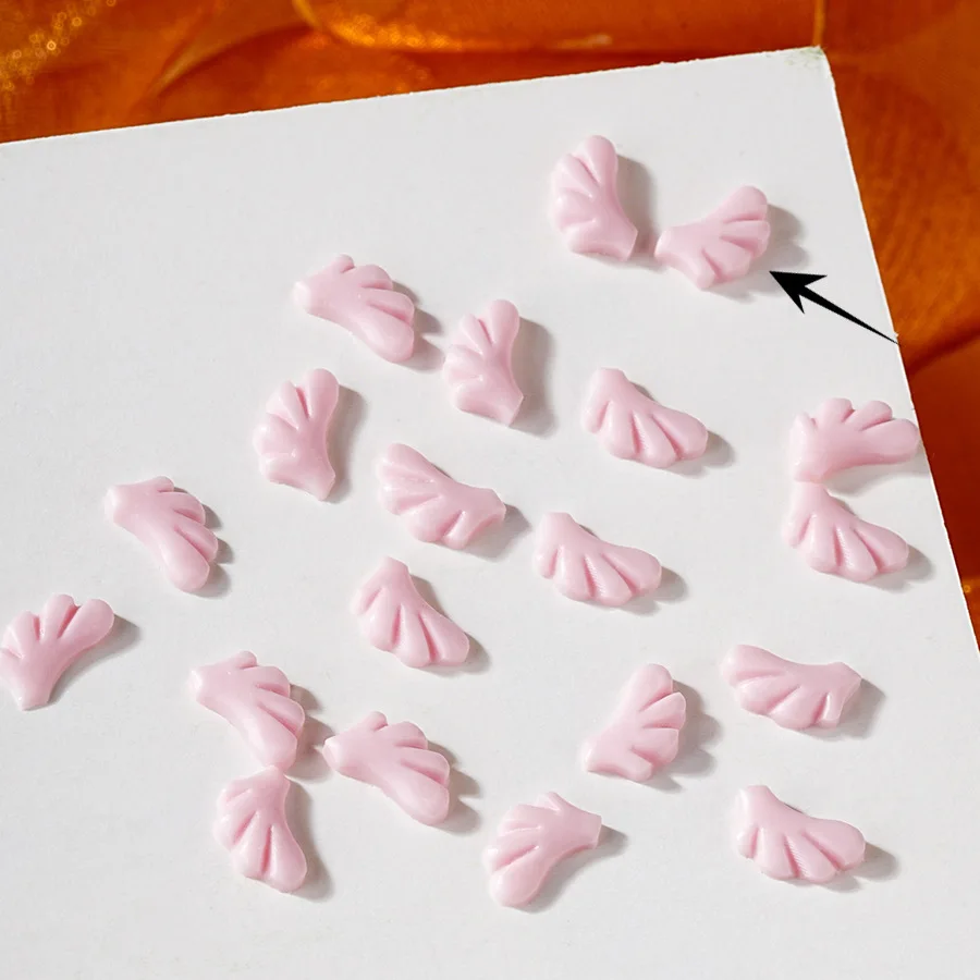 50 pz Nail Ali d'angelo Gioielli in resina 3D Polvere bianca Mini Nail Cahrms Fai da te Sinistra Destra Decorazioni per manicure Accessori Farfalla
