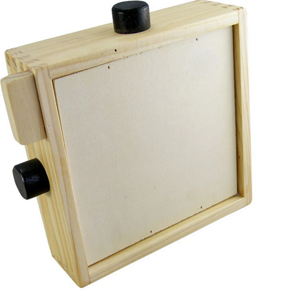 

1Pcs Mini Wooden Ball Maze Puzzle Game Brain Teaser Board for Children Adults Relaxation Problem Solving Cognitive Skill