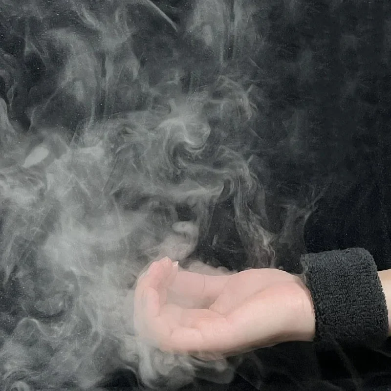 جهاز تدخين صغير للتحكم في الذراع ، جهاز تحكم عن بعد ، شحن ، حيل سحرية ، دعامات تدخين فلاش ، مسرح ساحر ، عن قرب ، حيل الشوارع