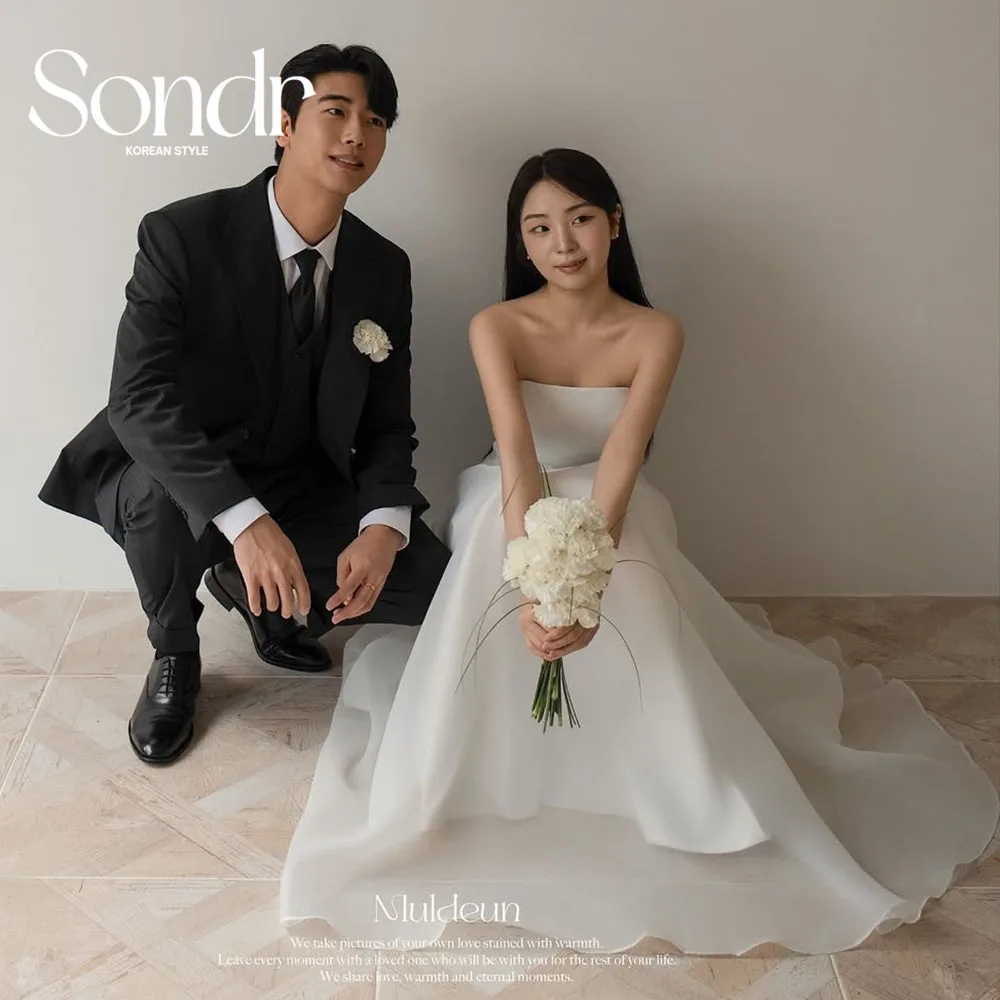 

Sondr Silk Organza Korean Wedding Dresses Strapless Bridal Gown Customized A Line Bridal Photo Shoot Gown Simple Elegant Dresses