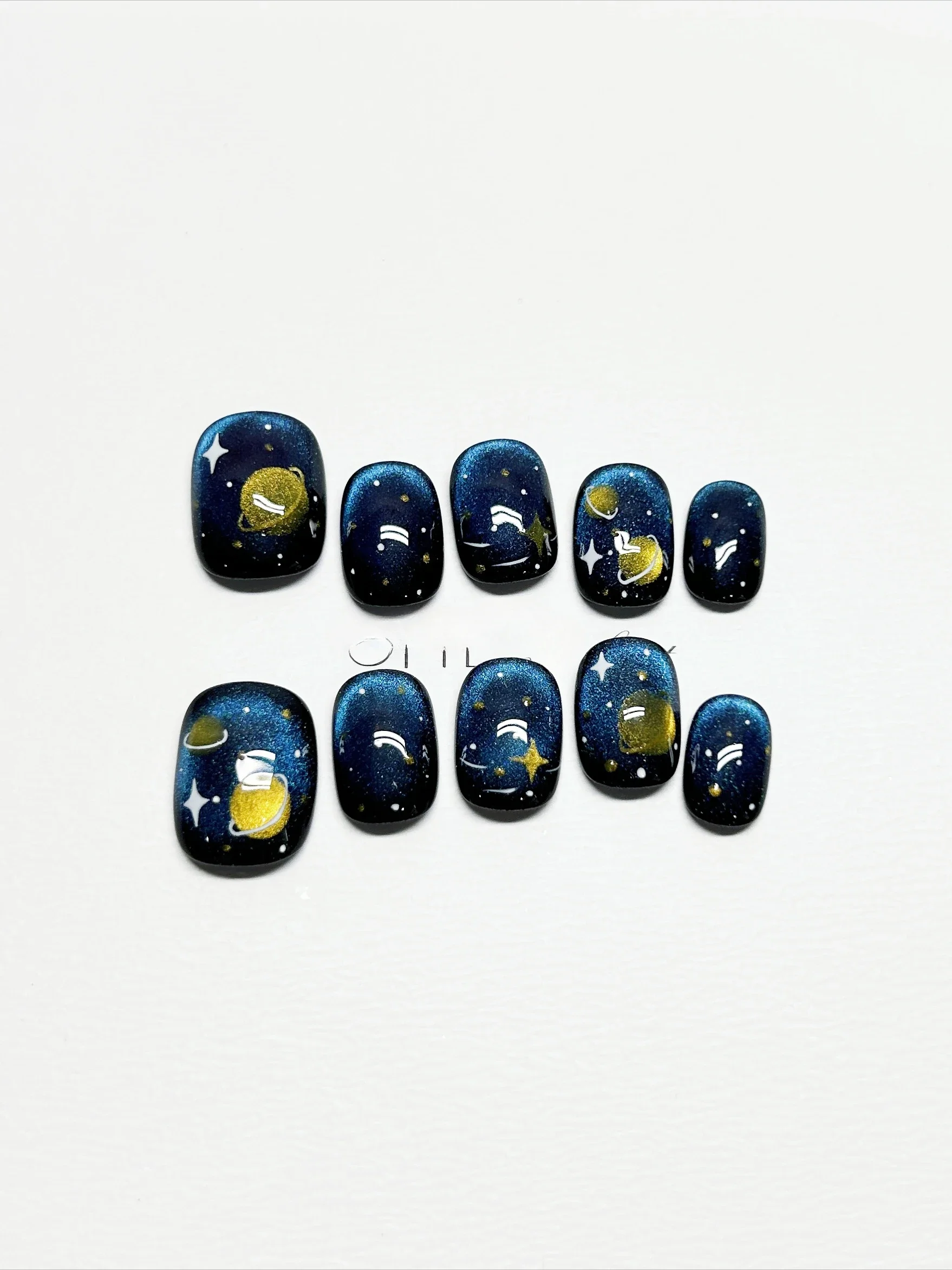 Hand-painted manicure 2024 new short nail starry sky cat eye wearing nail sticker blue original design feeling white