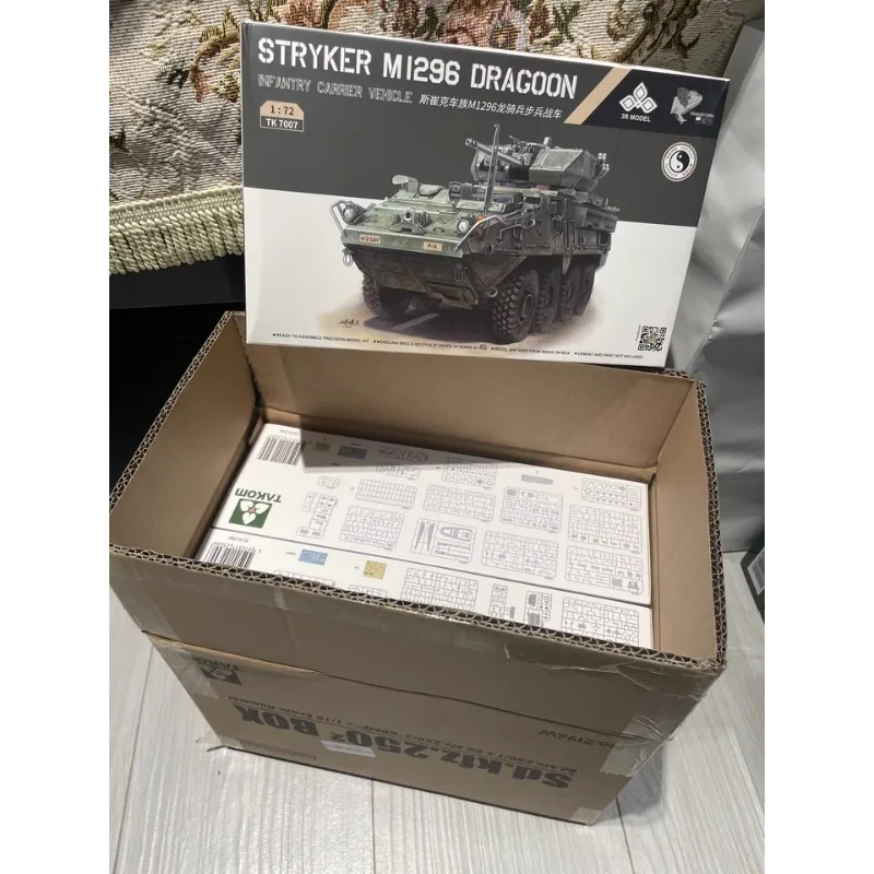 TAKOM 2194W 1/35 Sd.Kfz.250 Box (TKO2184 + TKO2194 + TKO1022 1/16 ) Limited Edition