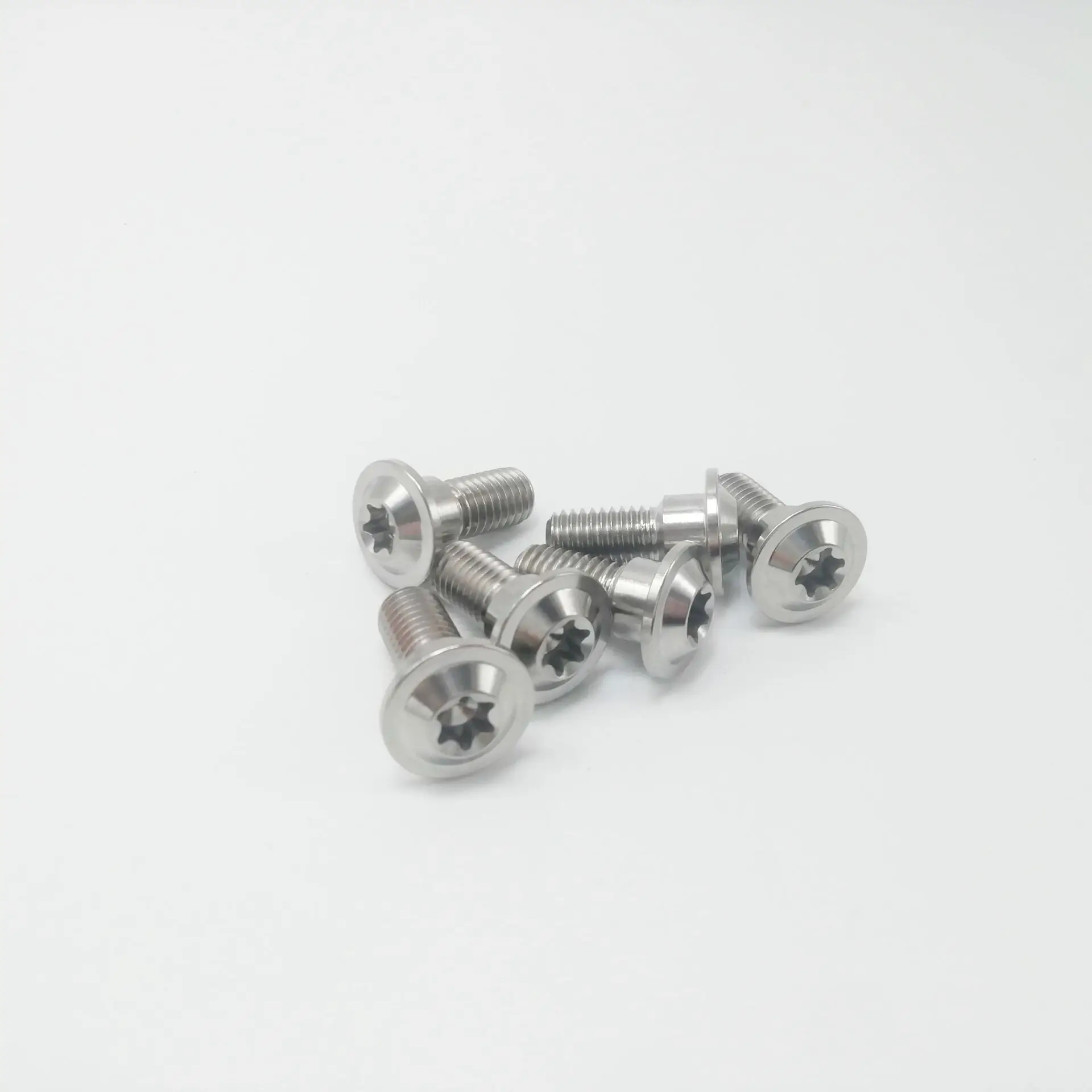 6Pcs/lot Titanium Ti Motorcycle Bike Rotor Bolt Screw Motorbike Rear Brake Bolt M8x20mm For YAMAHA Bike Brake