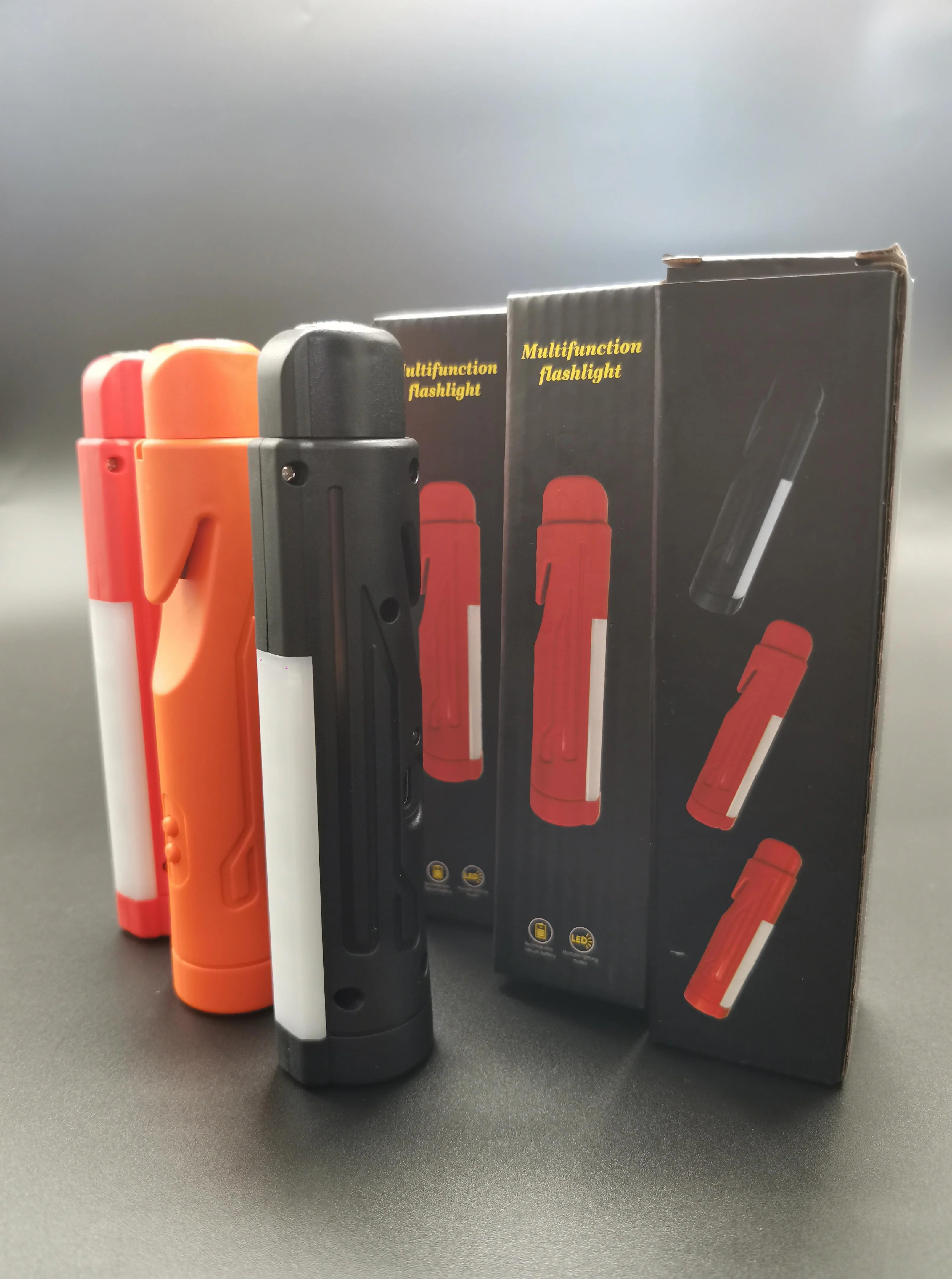 

car safety hammer,window breaker Flashlight,Seatbelt Cutter, SOS warning lights,outdoor camping LED,Emergency Escape Gear tool