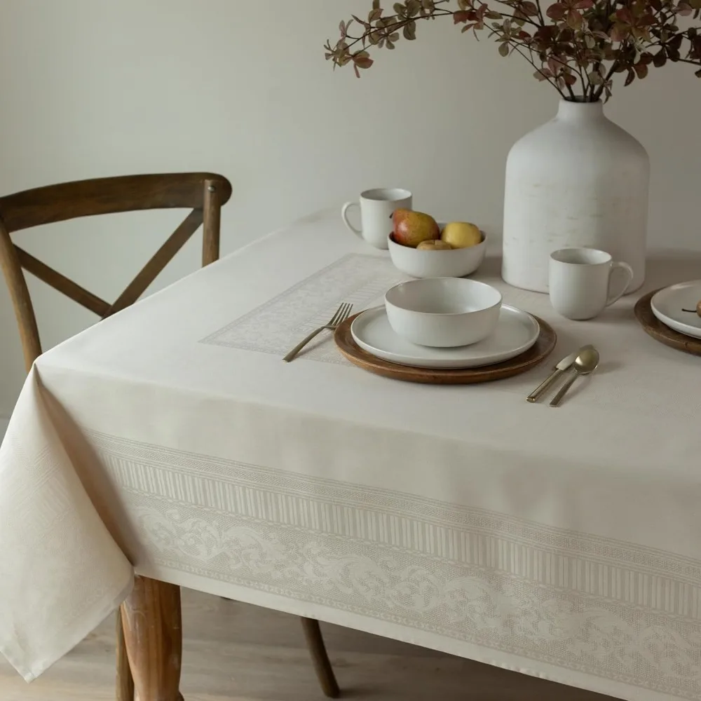 

Высококачественная прочная скатерть Benson Mills Matera для повседневного использования, особых мероприятий и праздничных мероприятий (60 x 84)