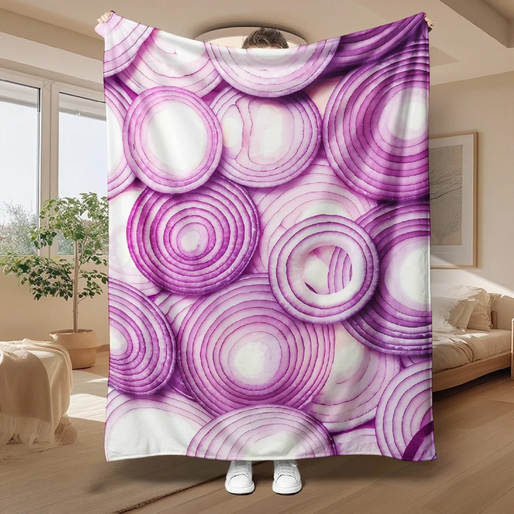 Purple Onion Slice Pattern, Foodie Gift, Soft Fleece Blanket, Vibrant Vegetable Print, Cozy Home Decor, Multi-Purpose Warm Throw