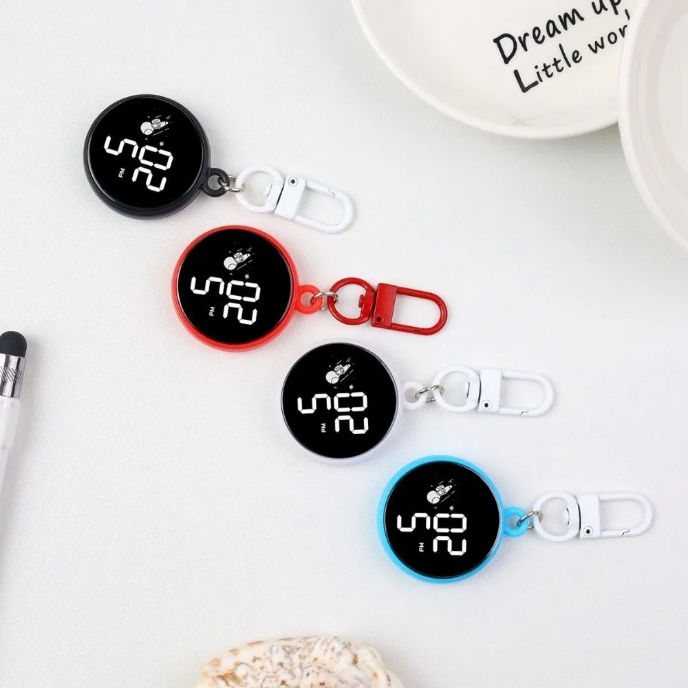 Relógio Digital de Chaveiro em Estilo Astronauta, à Prova d'Água, com Display Digital Luminosa LED