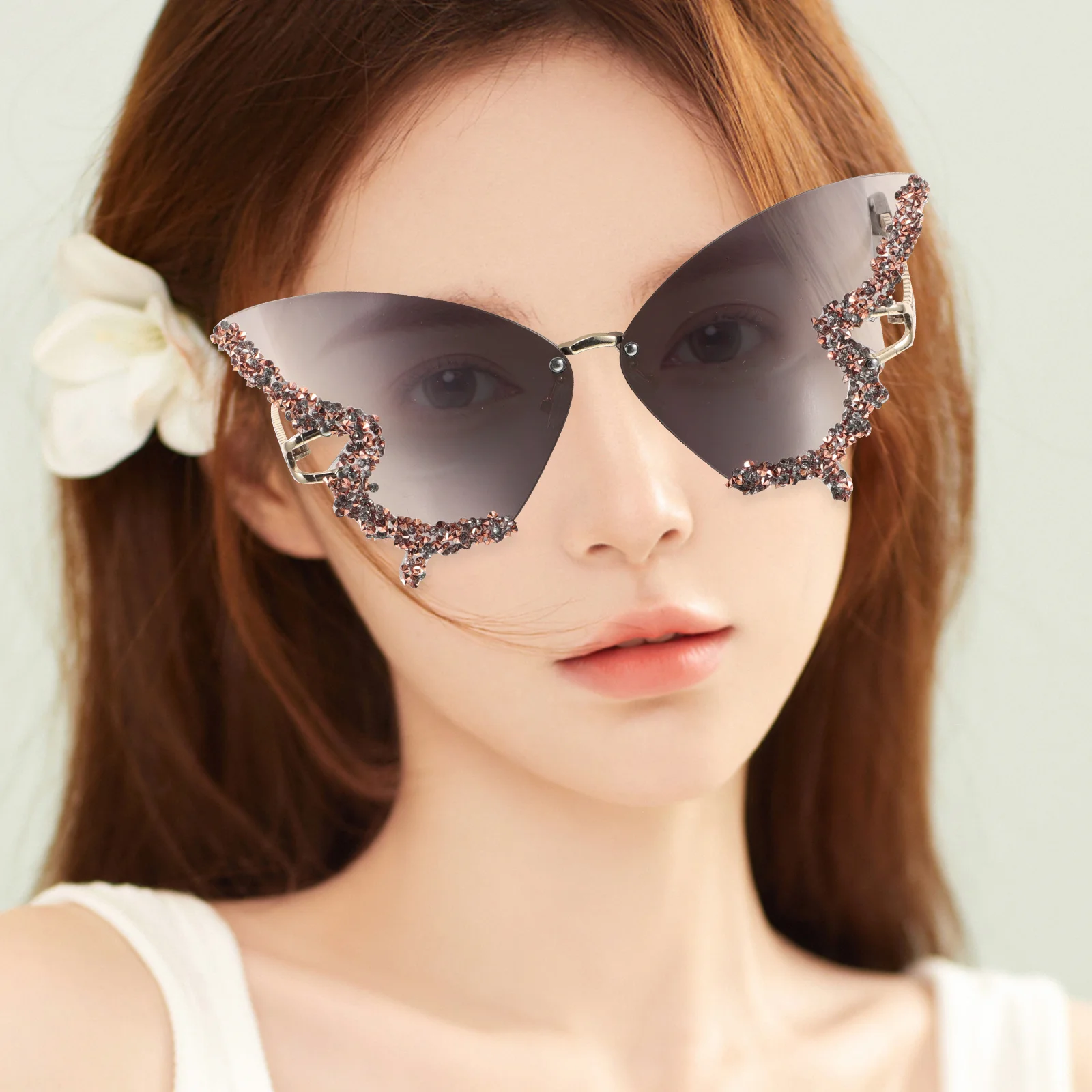 Lunettes de soleil sans monture papillon pour femmes, en forme de papillon, en diamant, Protection Uv, nuances à la mode