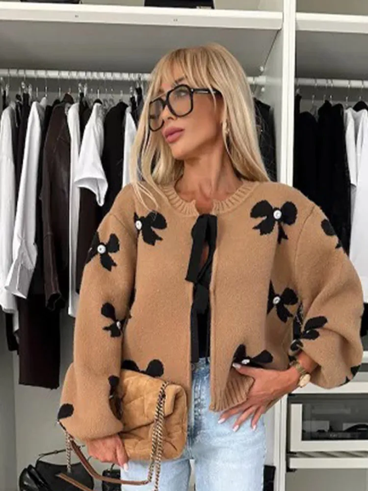 Women Faux Fur Half Sleeve Cardigans Coats Fashion O-neck 3D Flower Buttons Long Sleeves Sweater 2024 Autumn Soft Brown Tops