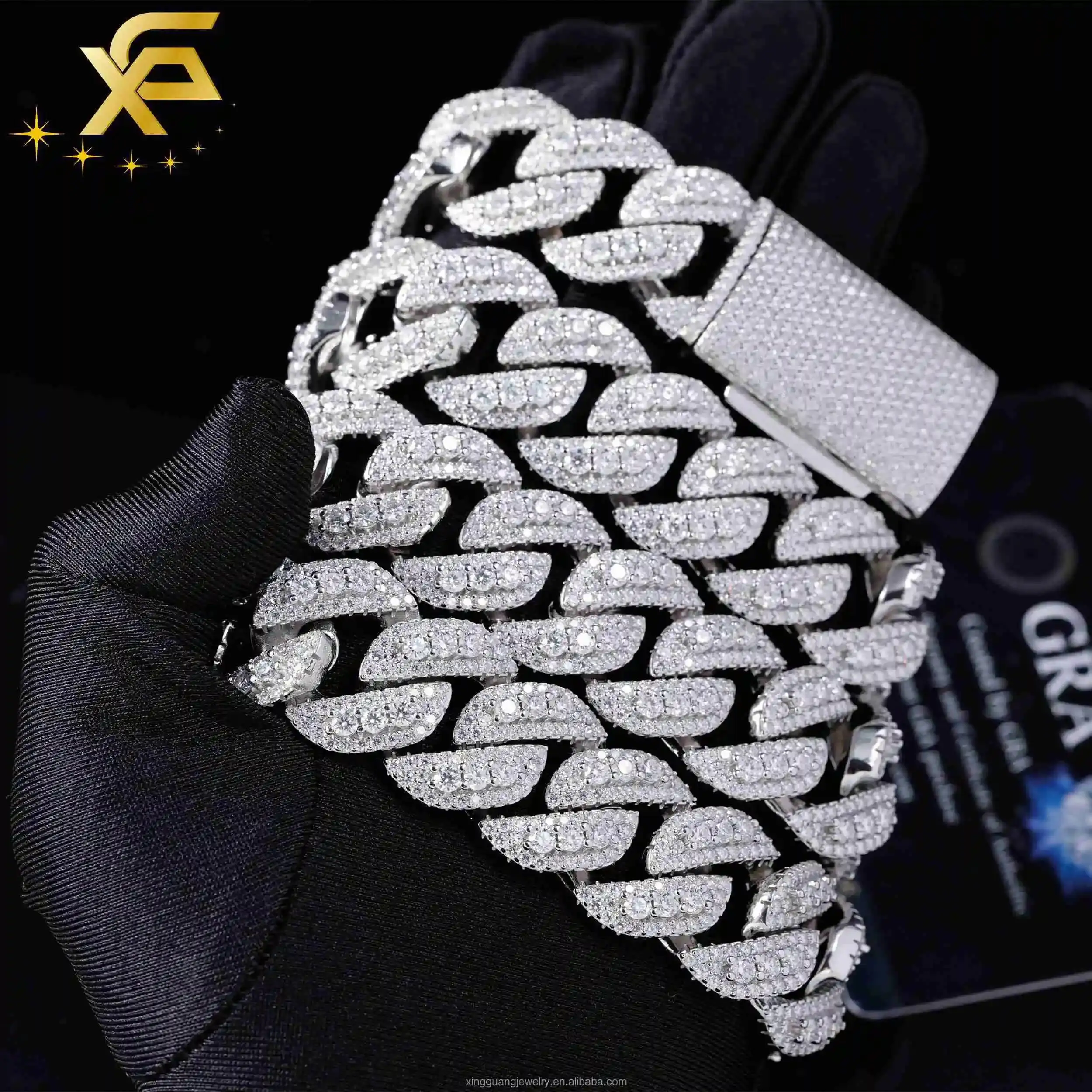 

Large Size 20-22MM Full Ice Out Raise Moissanite in the Middle 18K Gold Plated VVS Diamond Silver Cuban Link Chain Necklace