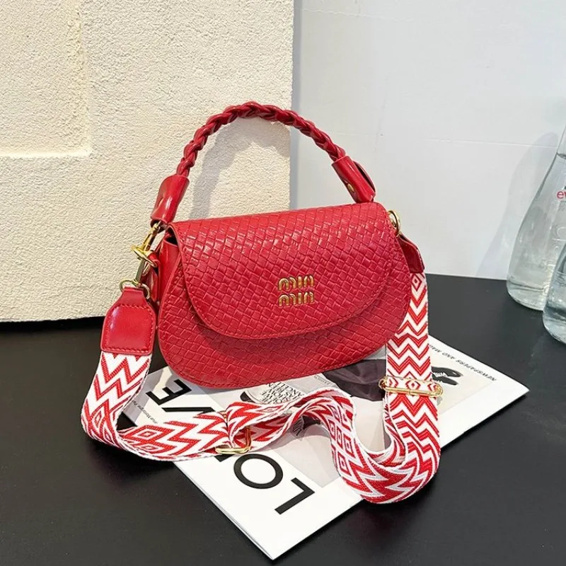 

Classic Elegant Luxury Diaper Bag For Women Crossbody Handbag Minimalist Leather Tote Large Capacity Fashionable Letter Logo