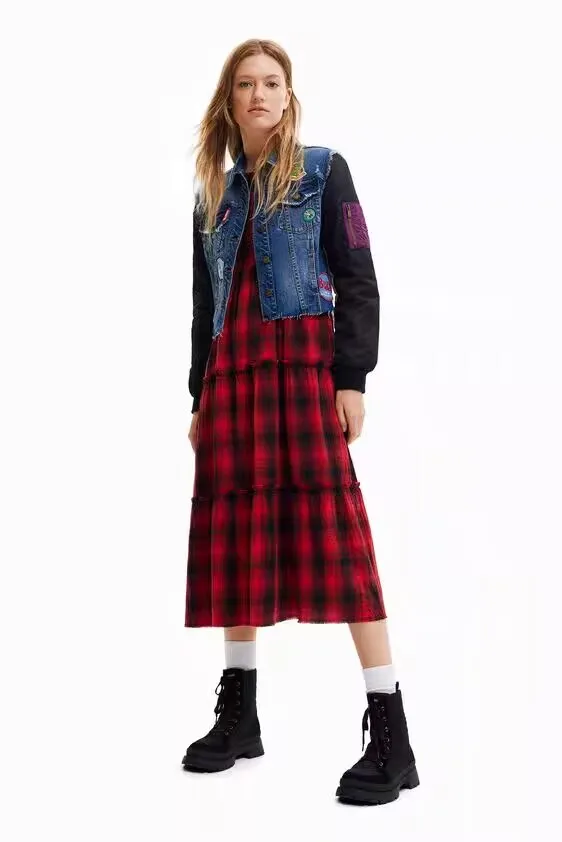 

Внешняя торговля оригинальный одиночный испанский новый пэчворк плюс хлопковые рукава значок короткое пальто