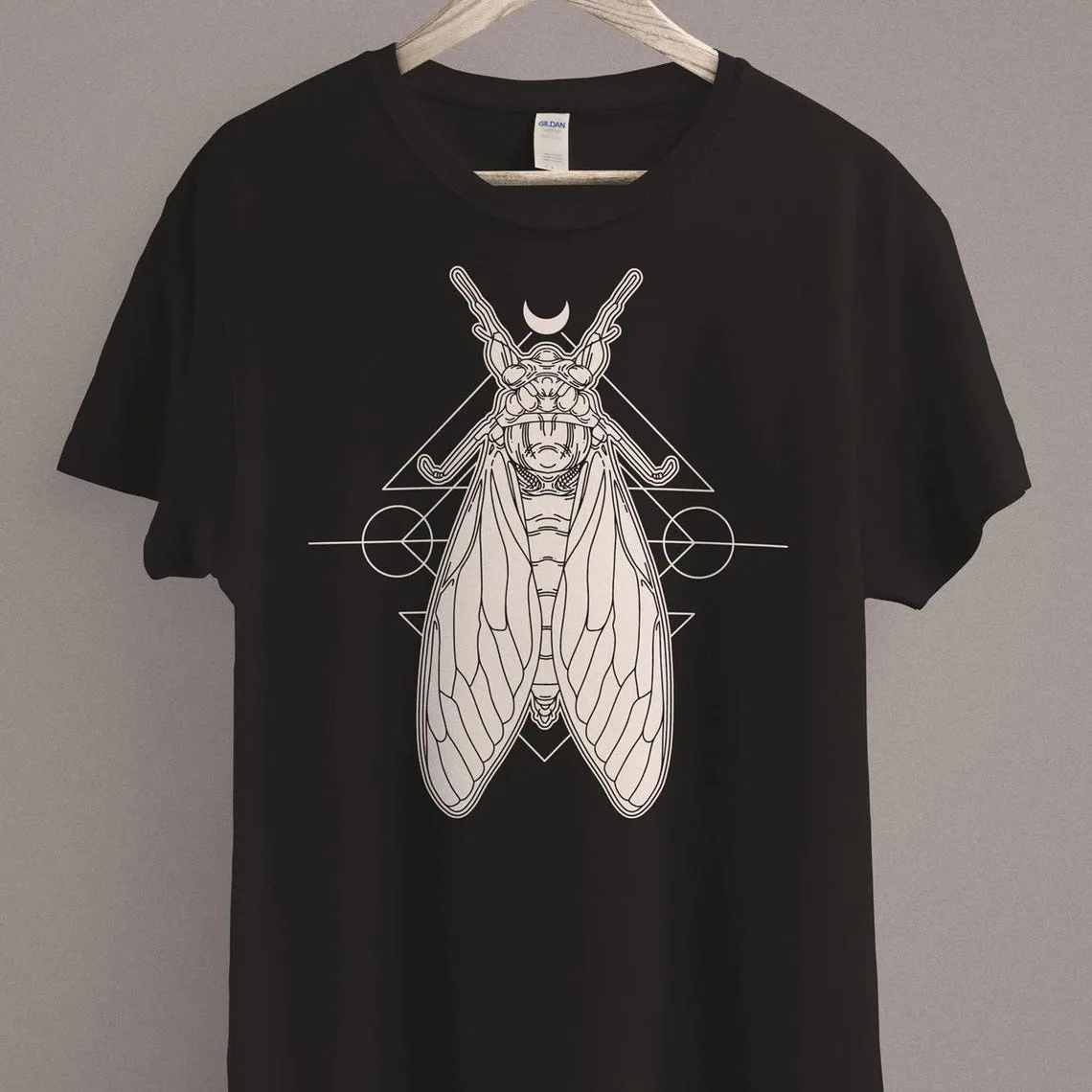 

Cicada T-Shirt Entomology Insect T-Shirt Gothic Clothing Nu Goth unisex t shirt