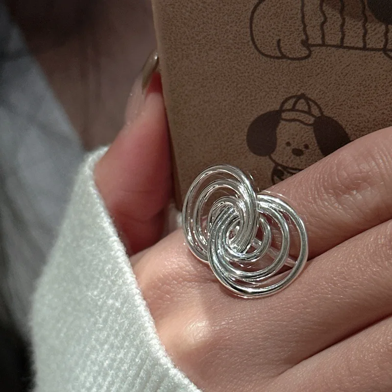 

S925 Sterling Silver Ring Design Sense Winding Couple Circle Fashionable Retro Exaggerated Lines Simple Wholesale