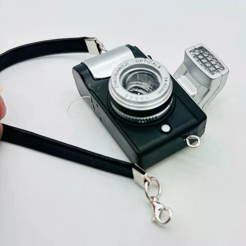 อุปกรณ์ตกแต่งบ้านตุ๊กตา 1 ชิ้น สำหรับตุ๊กตา บ้านตุ๊กตา กล้องดิจิตอล SLR ขนาดจิ๋ว