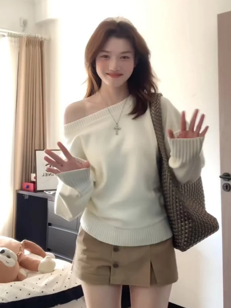 

Korean Style Loose Long Sleeve White Shoulder Bared Knitted Top Women's Spring New Fashion Slimming Top Cleanfit MARIE