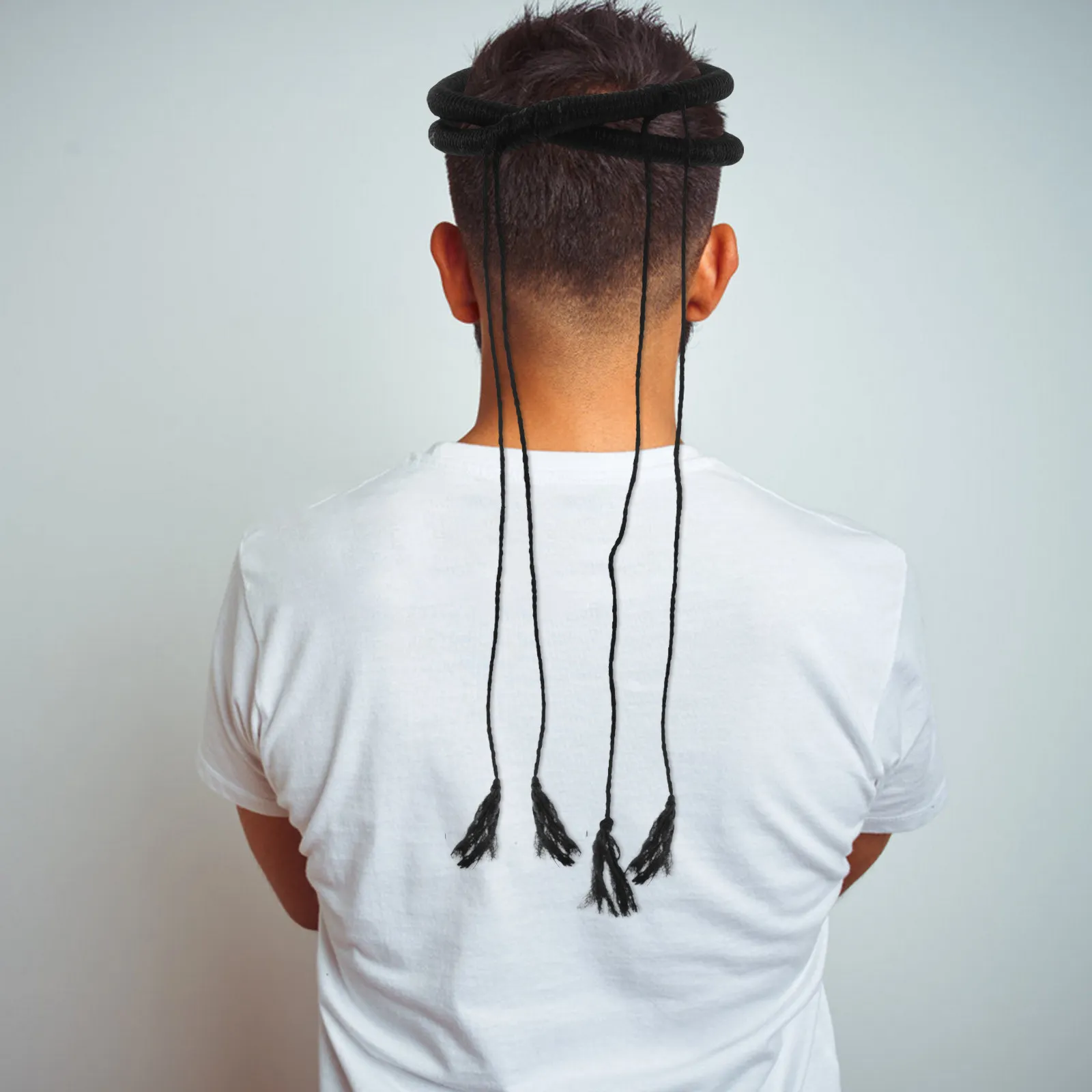 

Мужской мусульманский головной убор для традиционных культурных мероприятий и религиозных церемоний в Саудовской Аравии, ОАЭ, Дубае. Удобный, из ПУ-материала, стильный.