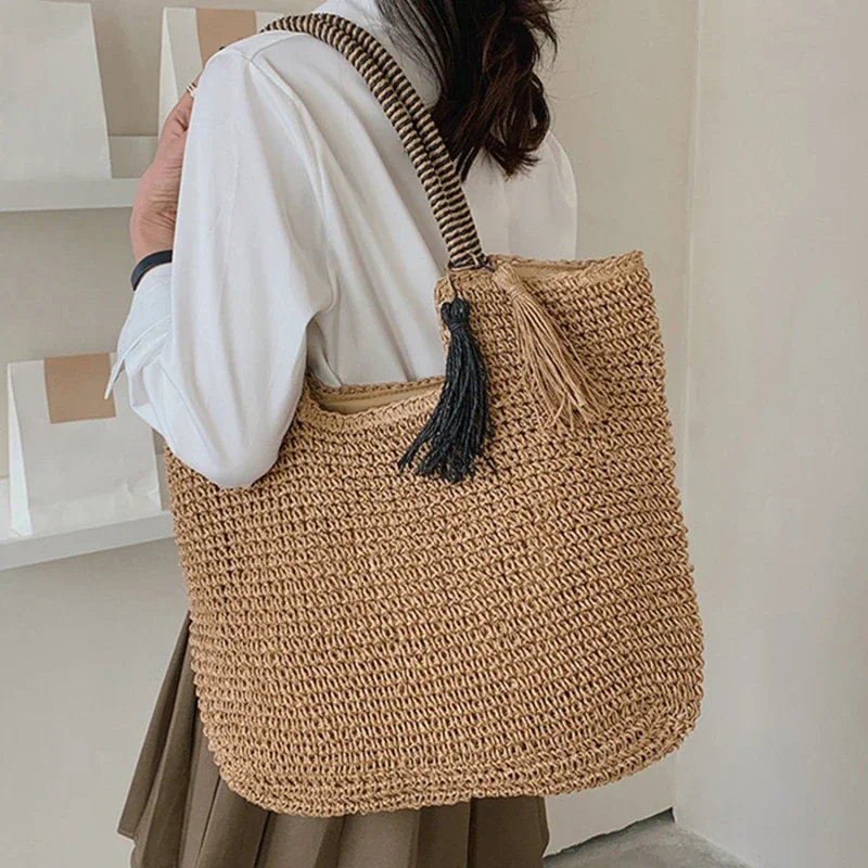 Bolso de playa de tejido de paja con borlas para mujer, bolsa de hombro de gran capacidad, a la moda, para verano, 2022