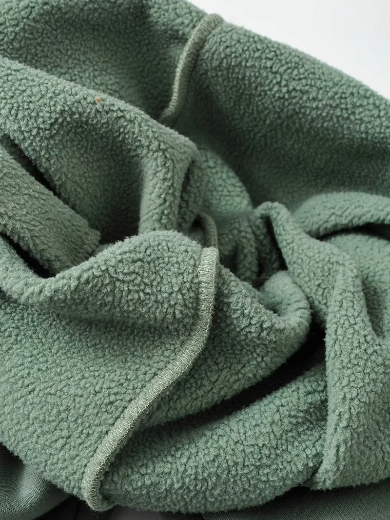 เสื้อฮู้ดโอเวอร์ไซส์ผ้าฟลีซมีซับใน แต่งชายเสื้อแบบดิสเทรส พร้อมกางเกงสเวตแพนท์ทรงหลวมสำหรับผู้หญิง ชุดฤดูหนาว 2020