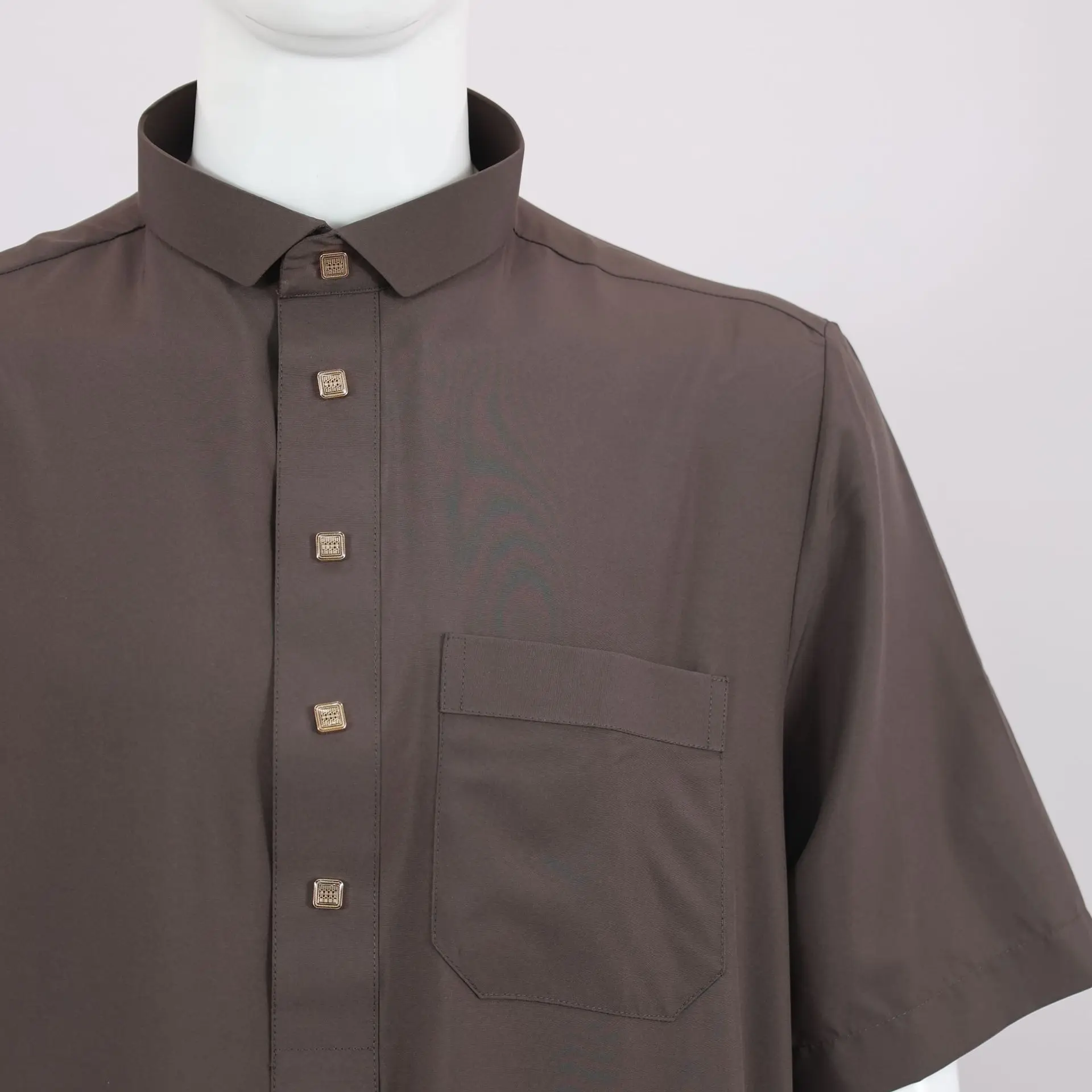 Abiti arabi a maniche corte da uomo Abaya Bavero Abiti da uomo nel Medio Oriente Popolare Moda maschile musulmana Abbigliamento lungo etnicoNuovo