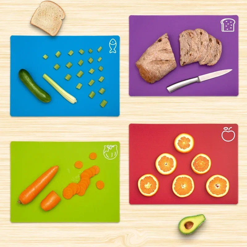 1 PCS Flexible Cutting Boards BPA Free Plastic Boards for Kitchen Non Slip Cutting Mat for Meat and Vegetables with Food Icons