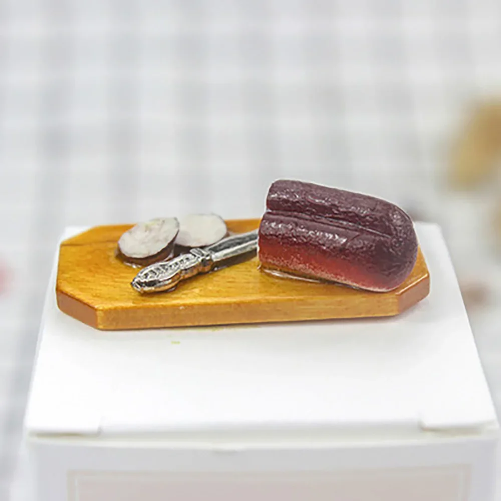 Accessori in miniatura per casa delle bambole 1/12 Mini tagliere per melanzane Simulazione modello alimentare giocattolo per la decorazione della casa delle bambole