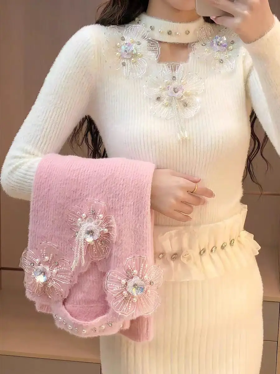 New In Autumn Winter High-end Diamonds 3D Flowers Stitch Sweater Women\'s Knitwear Pullover Knitted Slim Fit Tops Female Clothing