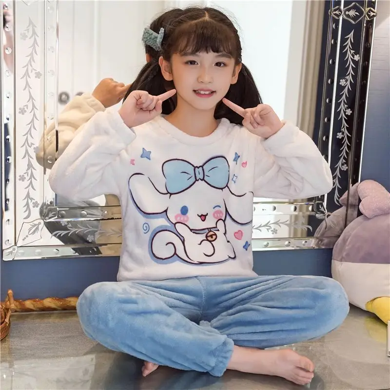 Sanrios Cinnamoroll Anime Kuromi Pyjama pour femme, mignon, parent-enfant, lieux épais, sourire, adulte, enfants, vêtements de salon, hiver