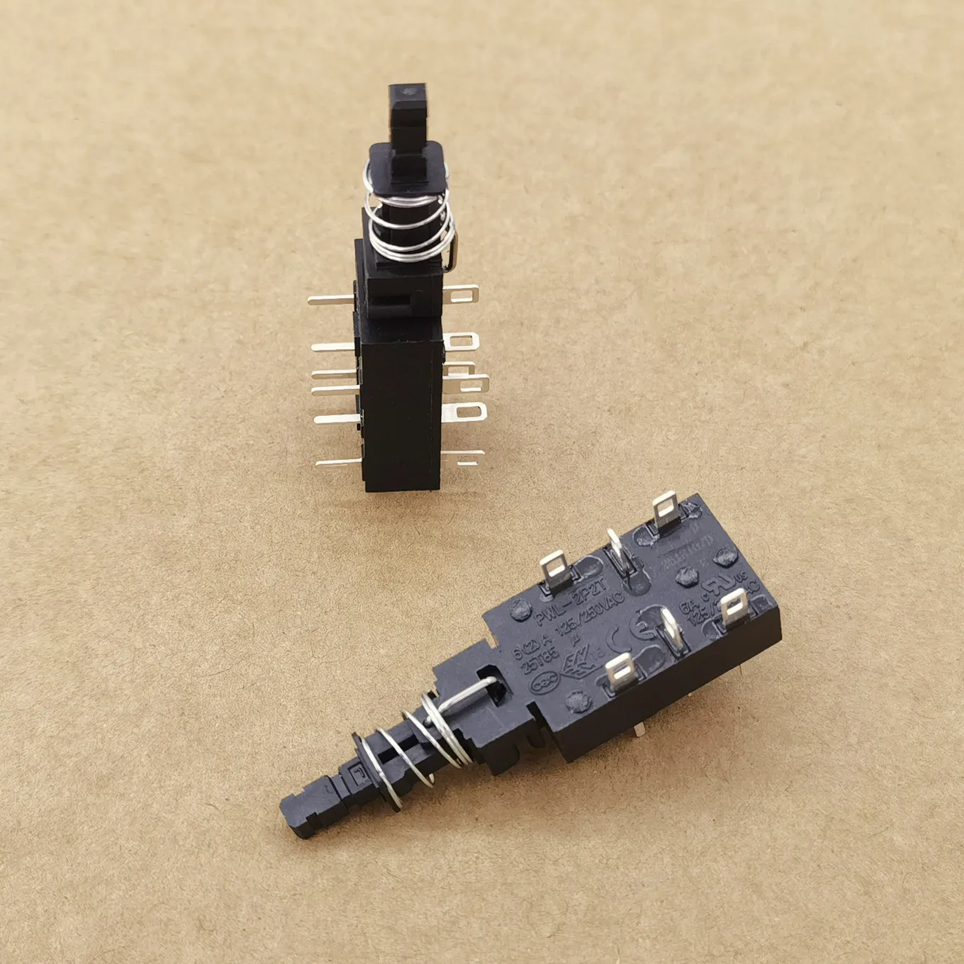 Original new 100% high current power switch self-locking straight button switch PWL-2P2T 6pin board