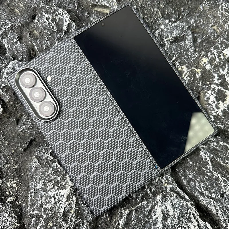 Étui magnétique invisible en fibre de carbone de haute qualité pour Samsung Galaxy Z Fold 7 8 6 Ultra, coque de protection anti-chute en fibre d'aramide