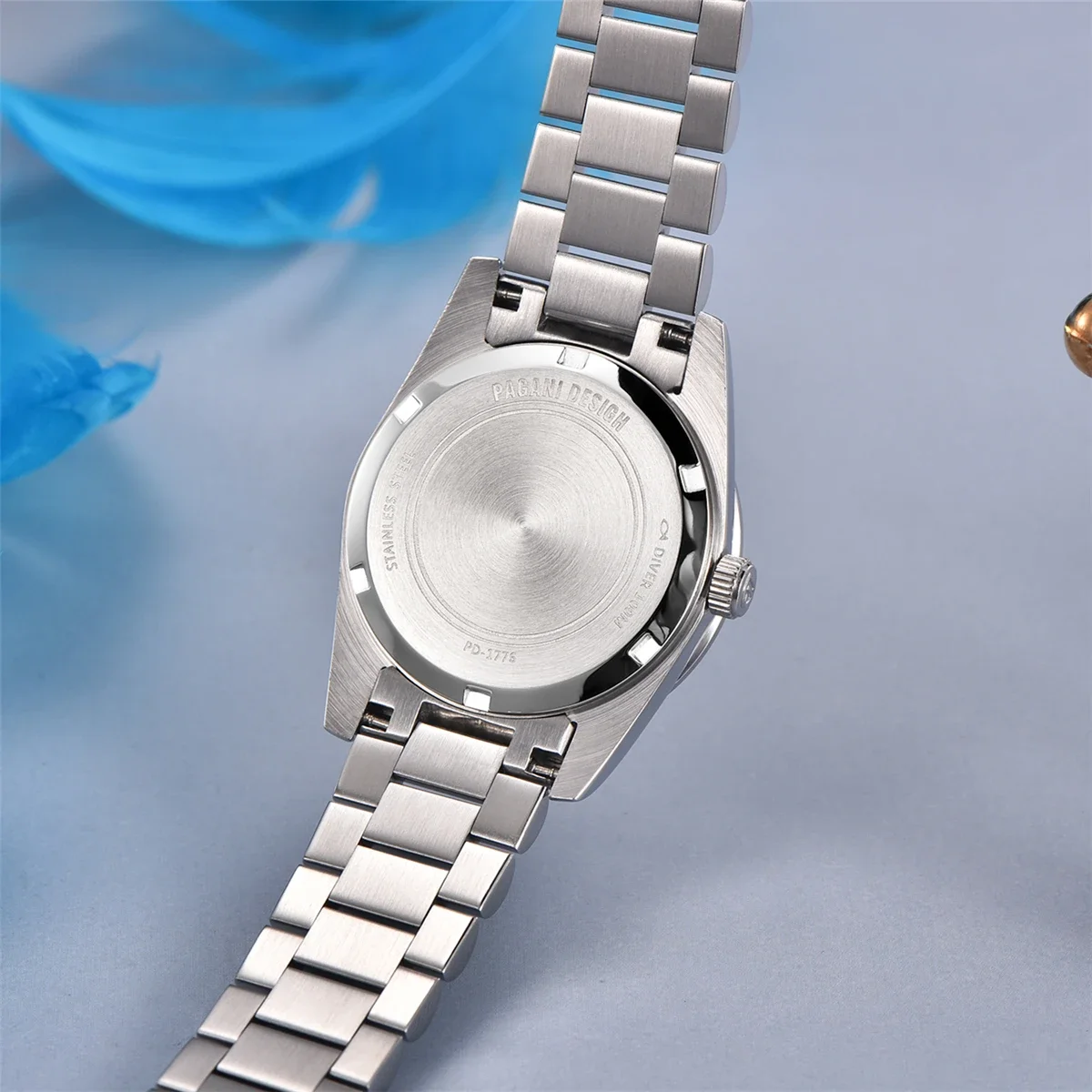 PAGANI DESIGN 2026 32MM Women's Elegant Luxury Quartz Watch Waterproof Fashion Sapphire Clock for Women view 5