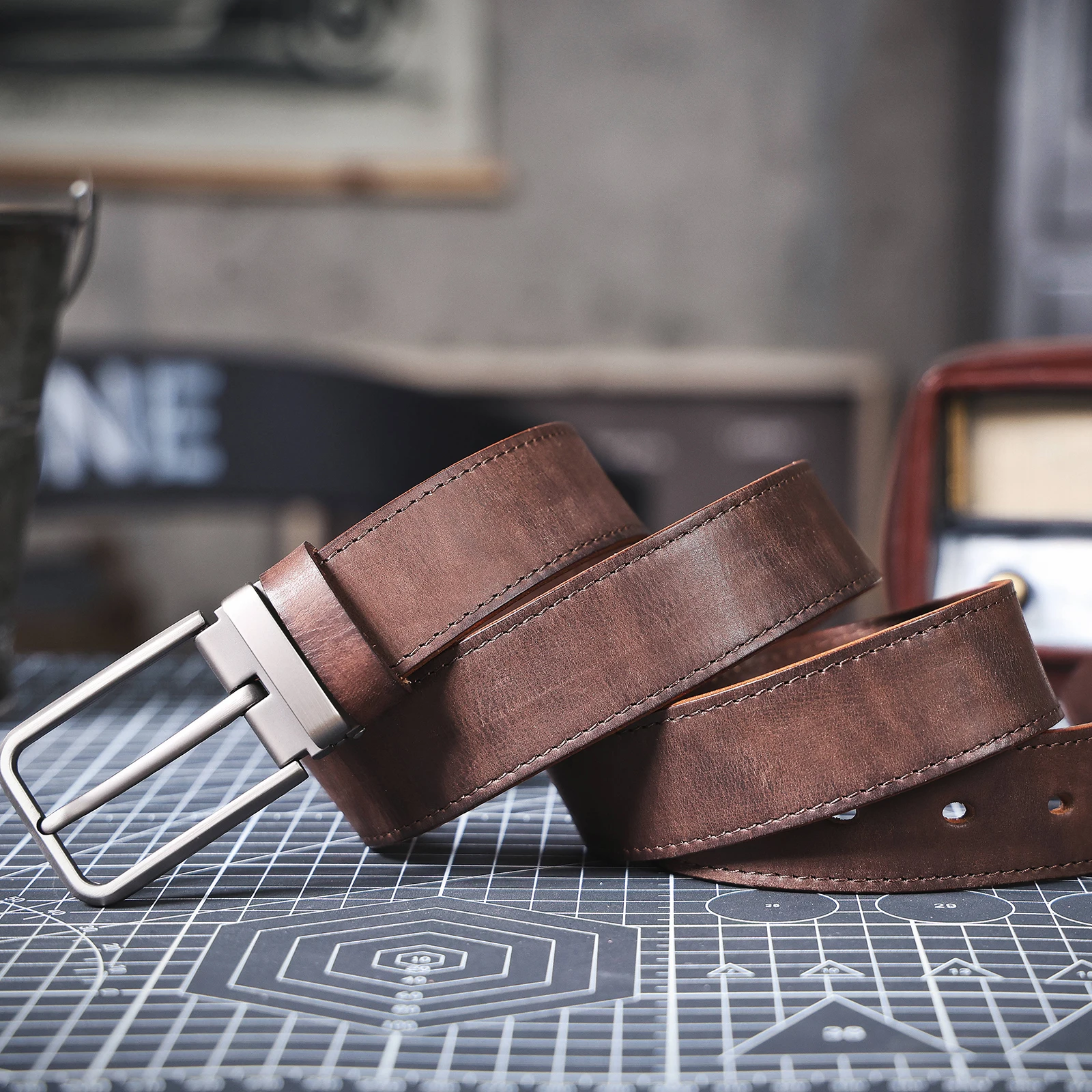 Echtleder-Herrengürtel aus Rindsleder, Italienisches Dickleder mit Geschenkbox, Retro Vielseitiger Herren-Jeansgürtel, Ideale Geschenkwahl – Detail 22