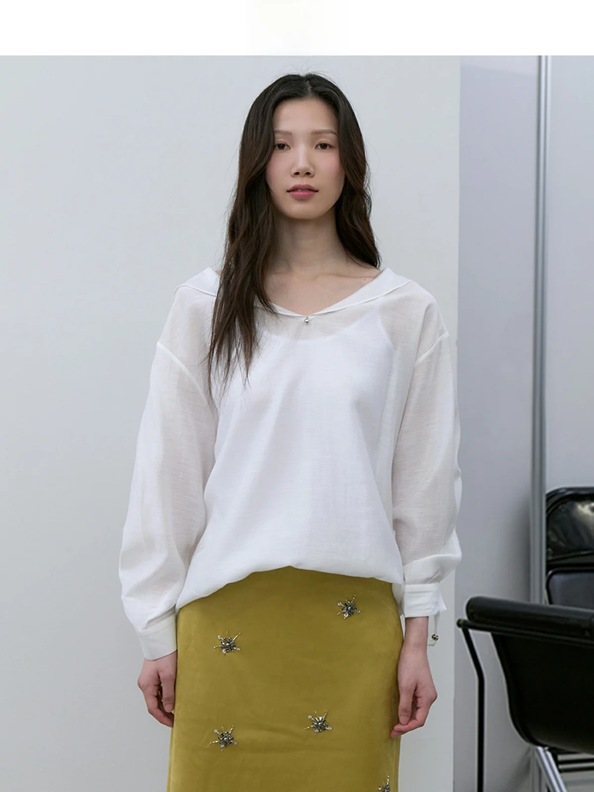 

Sagestudio женский длинный све irt темно-синий воротник собранный шелковый топ белого цвета свободного покроя для поездок на работу дышащий летний