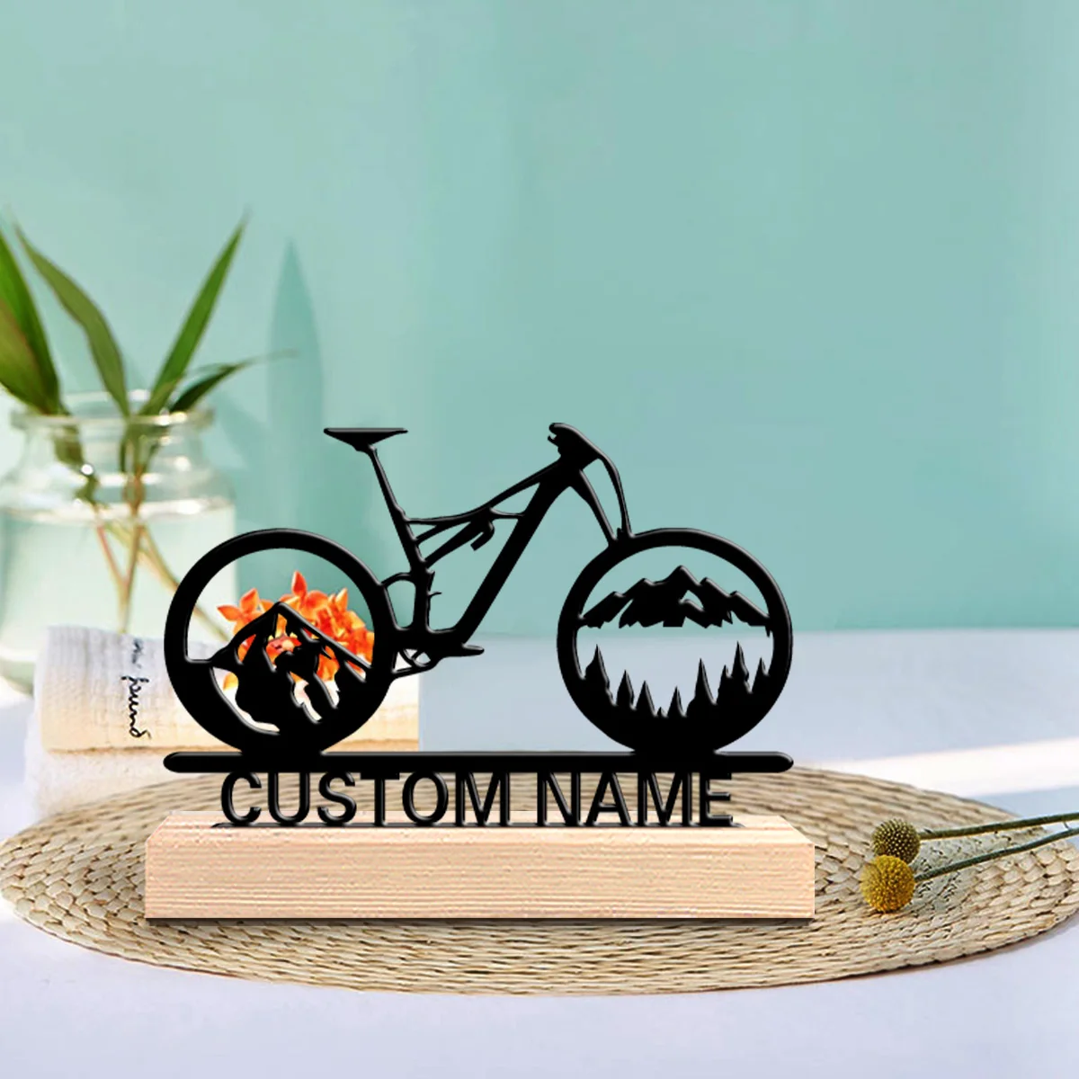 【セール中】1pc ファッションパーソナライズされたカスタム自転車金属彫像メタルアート木製ベース付きミュージシャンオーケストラファンに最適