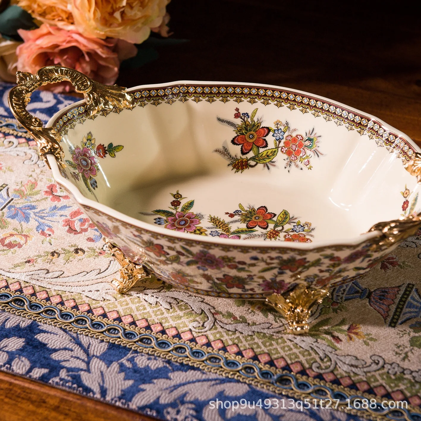 European and American fruit plates, classical enamel colored ceramic inlaid metal dried fruit plates, living room decorations