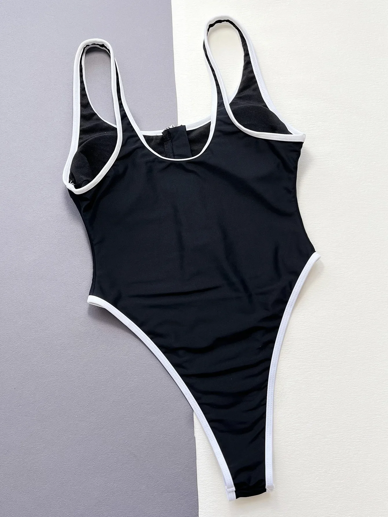 Sexy Zipper Black White Patchwork Swimsuit One Piece Thong Bikinis Swimwear Swimsuits Beach Outfits Bodysuit Biquini Tankini